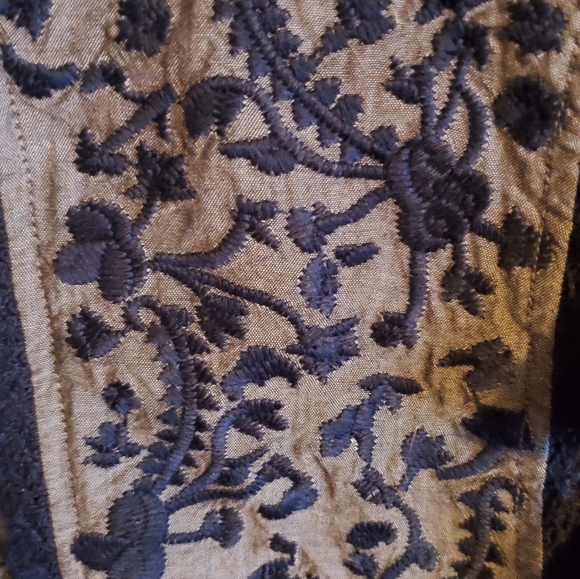 Impeccable Pig W M blouse - Picture 4 of 8